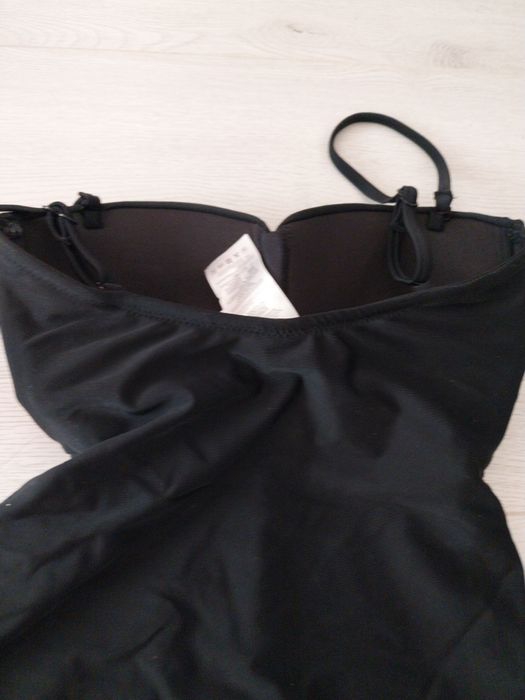 Costum baie intreg, cu bretele detasabile