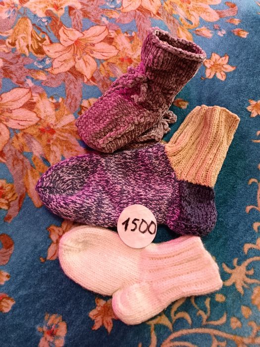 Вязаные носки, следки, пинетки.