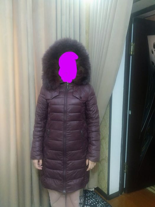 Продается теплая куртка.