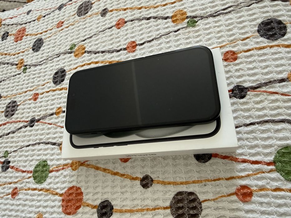 Продам iphone 15, 128 gb, акб 87