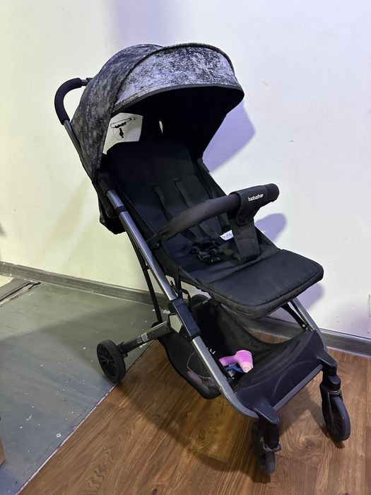 Коляска чемодан лёгкая