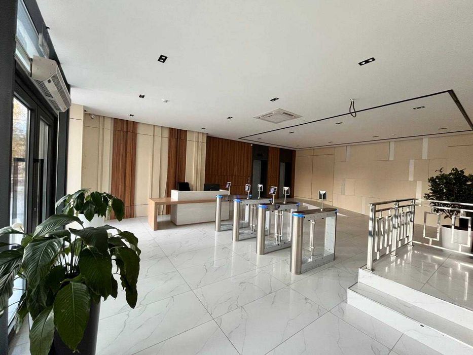 Аренда офиса 1200 кв в бизнес центре Business Park