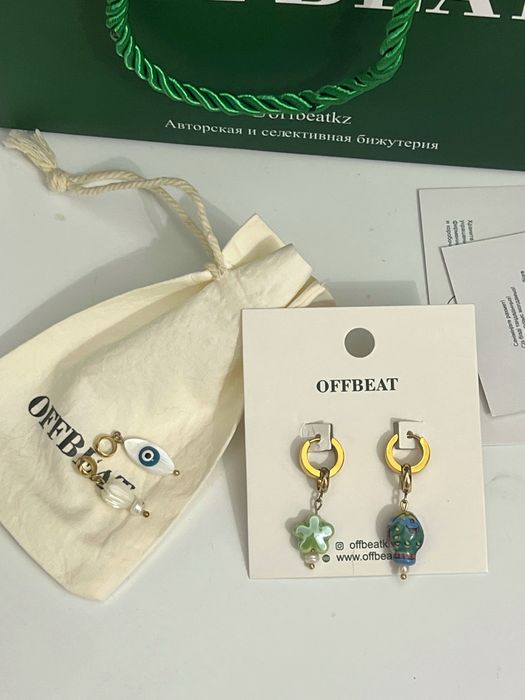 Серьги Offbeat новые шармы