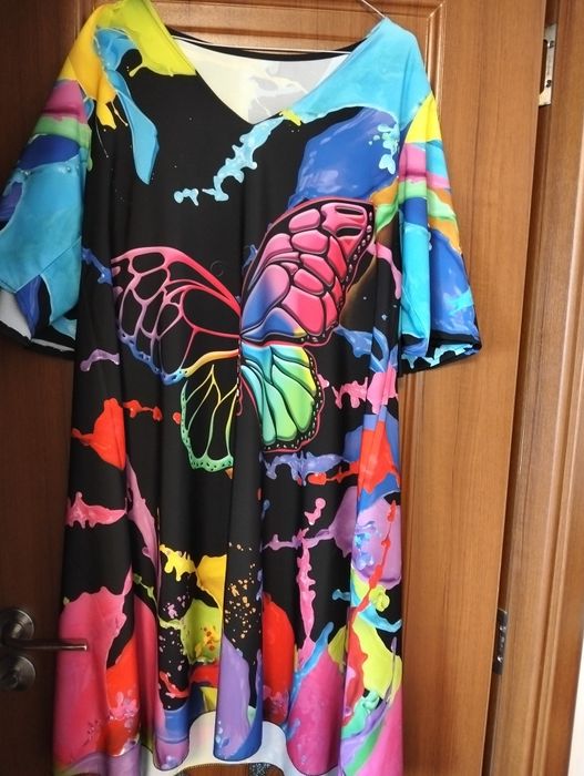 Vând rochie vâscoză!