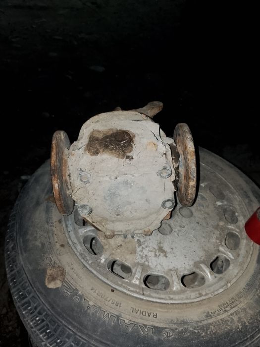 Мерс редуктор           сатылады