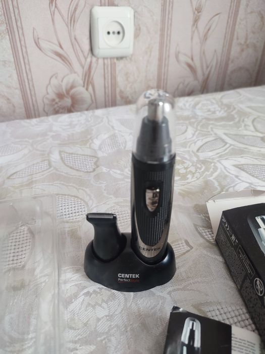 Триммер Centek CT-2177 черный
