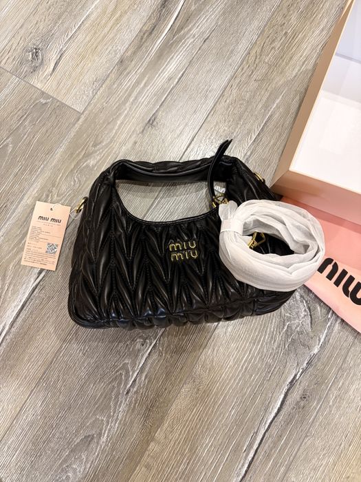 Geanta Miu Miu Neagra