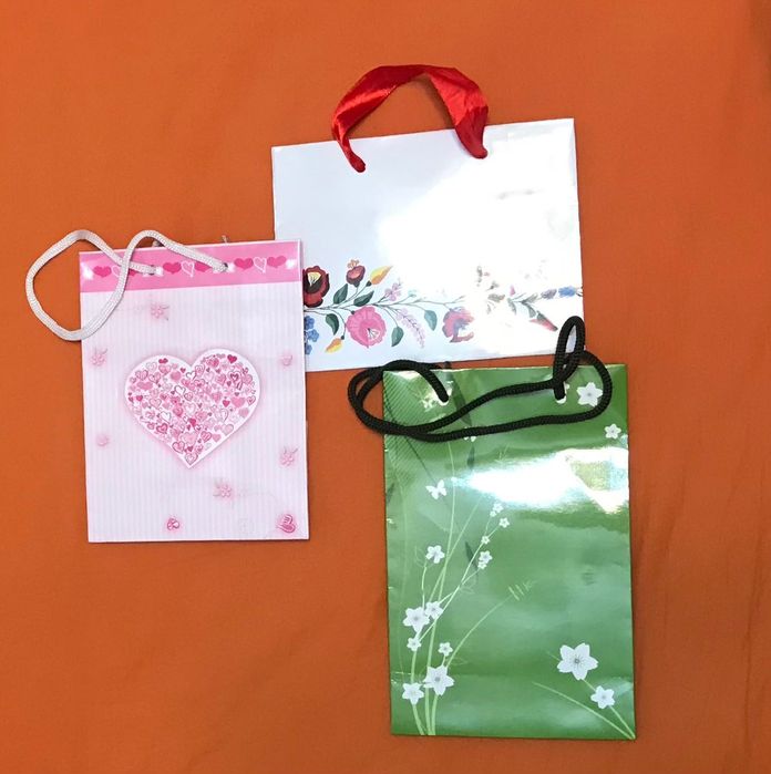 30+ punguțe de cadou mici