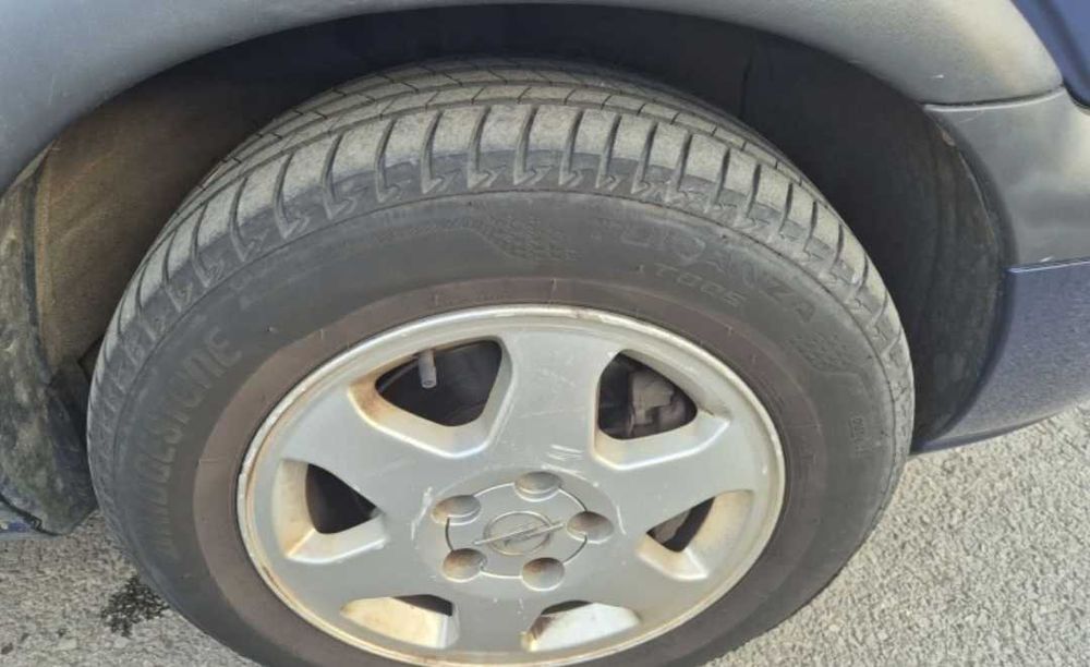 Opel Zafira, 2.2 бензин/ газ, 7 места