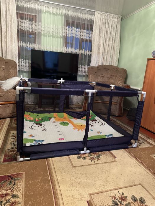 Продам манеж и коврик