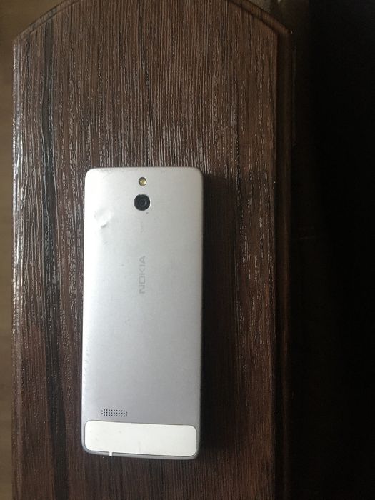 Продам Nokia 515