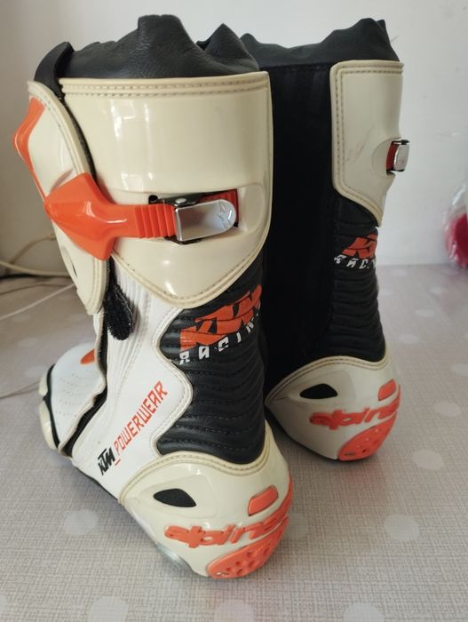 Продам летние мото сапоги