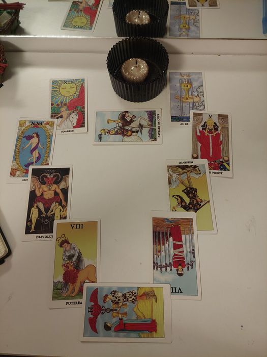 Citiri in tarot și vrăji