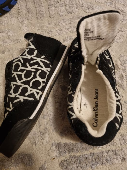 Lot papuci baieti marimea 25-27