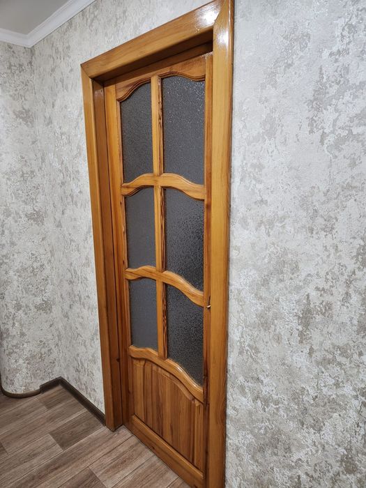 Продам межкомнатные двери