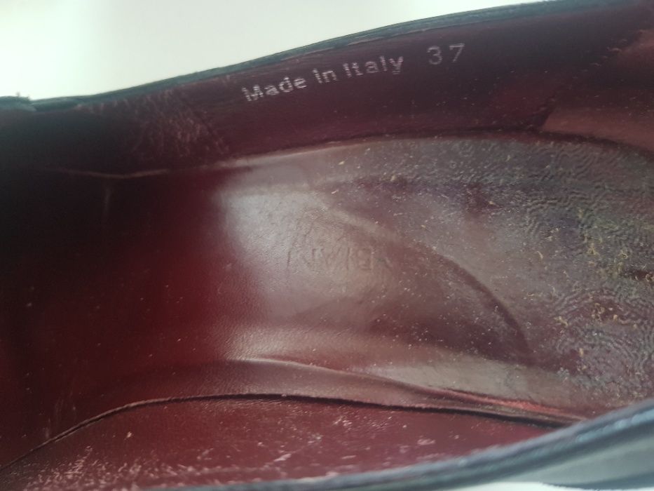 Туфли чёрные кожаные 37 р