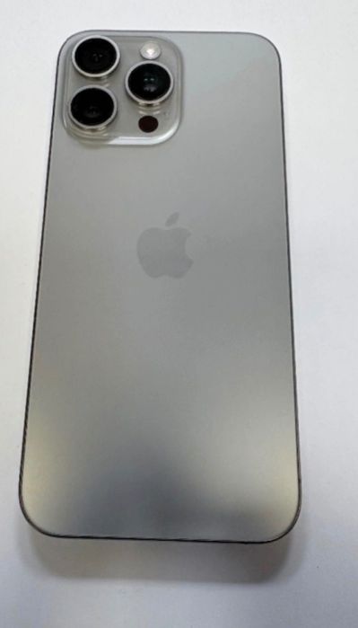 Iphone 15 pro max 256gb battery 97%