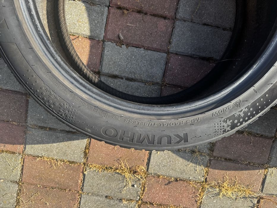 Anvelope Kumho iarna 245/45/19