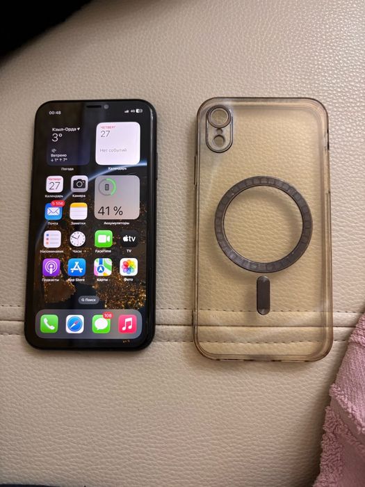 Продается Iphone xr 64гб (емкость:74%)