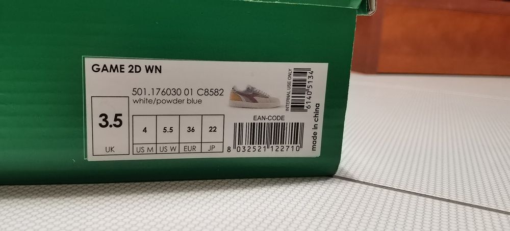 Чисто нови кецове Diadora