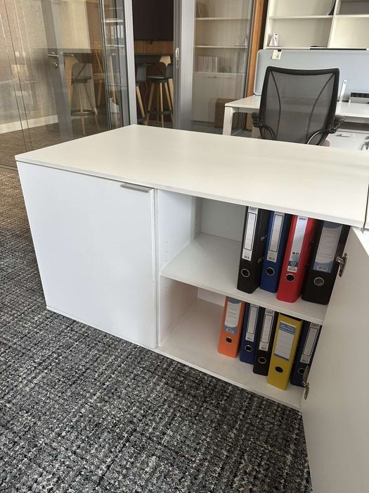 Мебел Бюро за офис и съхранение на документи