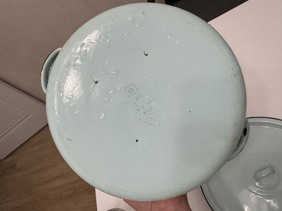 Sirli qopqoqli rassiyskiy kastryul 45ming sirli tovoq