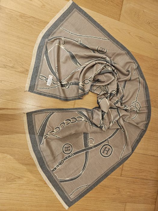 HERMES шал -наметка кашмир