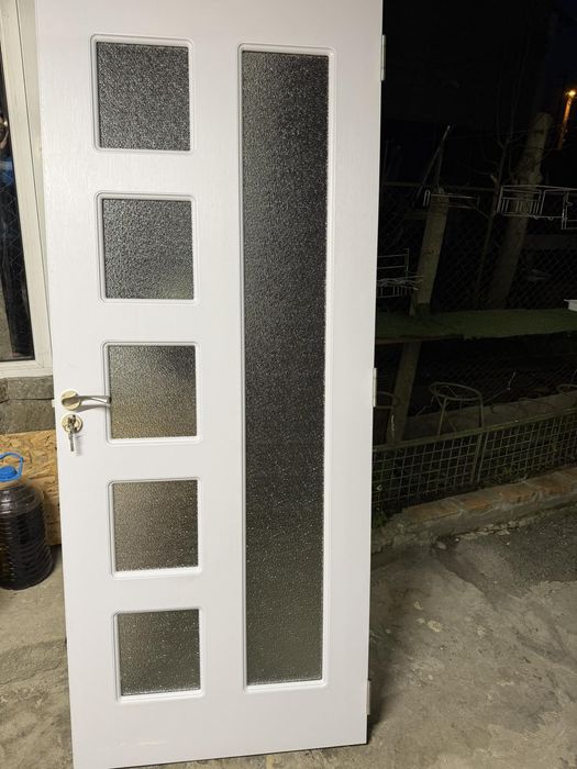 Интериорни врати+каси +первази - 7бр