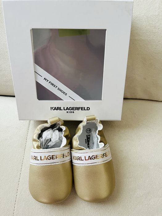 Karl Lagerfeld комплект за бебе и обувки