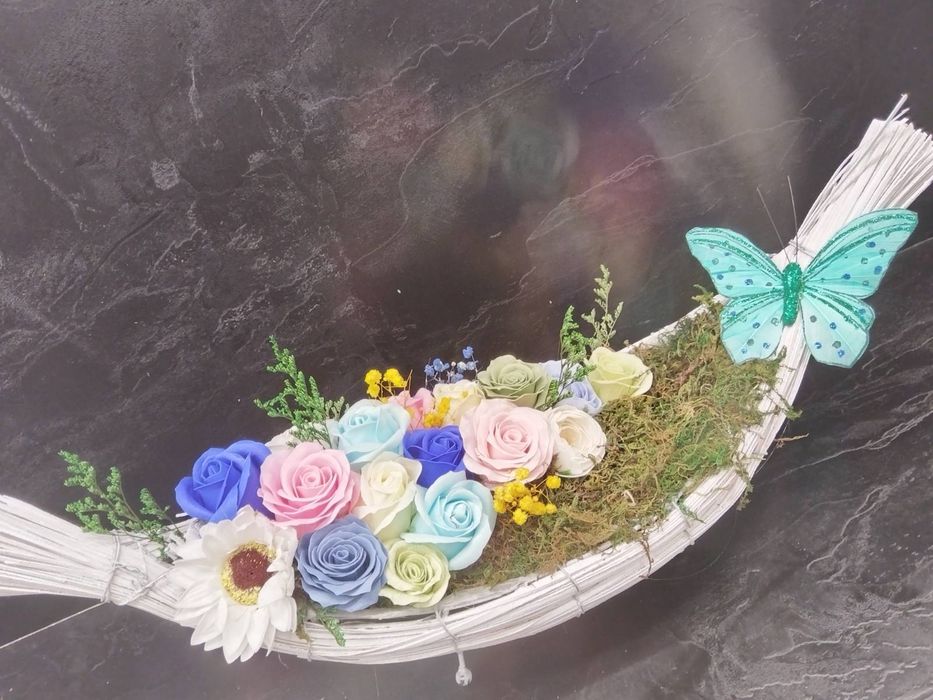 Ръчно изработени детайли от сапунени цветя за вас и вашия празник