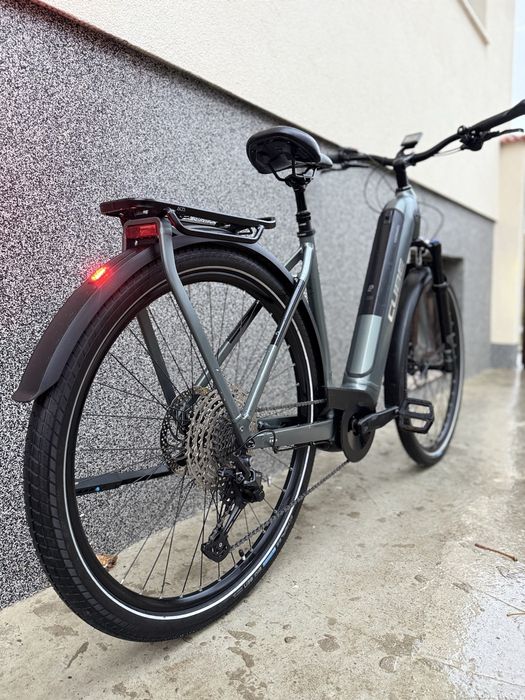 CUBE Kathmandu Hybrid Pro Bosch 750Wh E-Bike Shimano Deore 54см ТОП