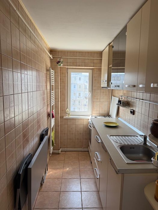 Apartament 2 camere de închiriat!