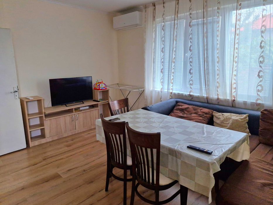 Етаж от къща Карлово