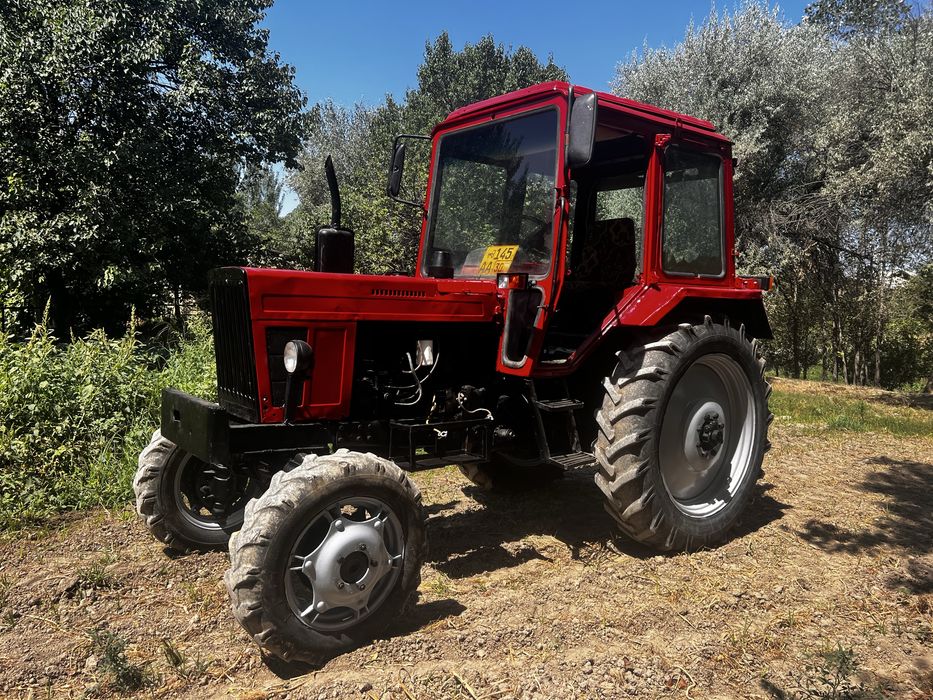 MTZ-80 Traktori sotiladi.