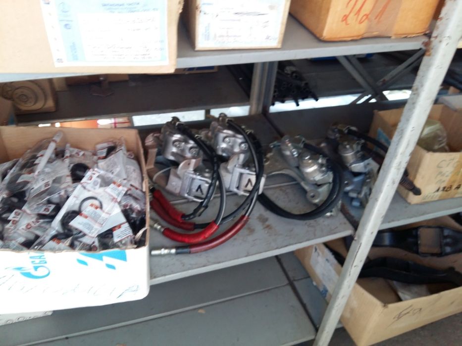 Авточасти едрогабаритни части за руски коли лада нива москвич и други