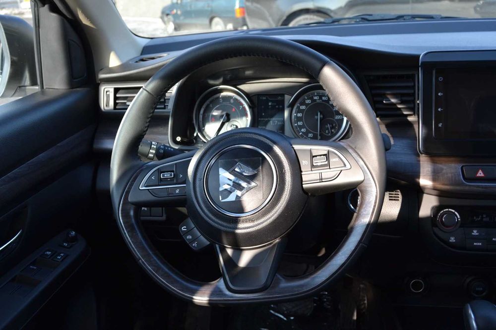 Suzuki( Vitara) Ertiga