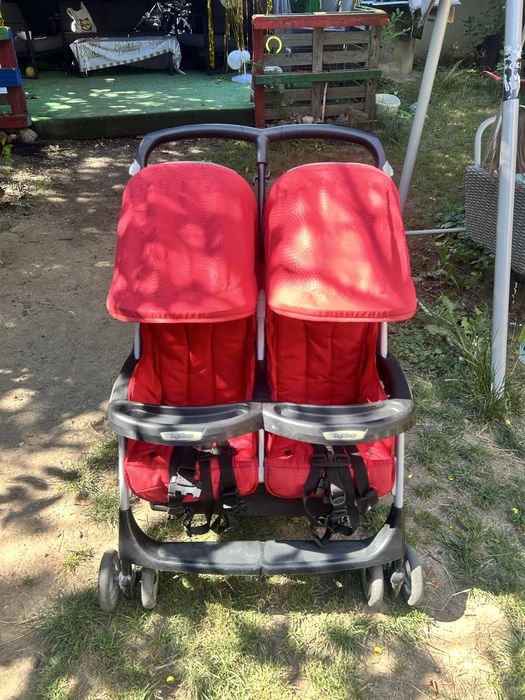 Продавам количка за близнаци Peg Perego Aria Twin