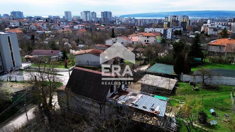 Тристаен ексклузивен апартамент за продажба, в новострояща се сграда н