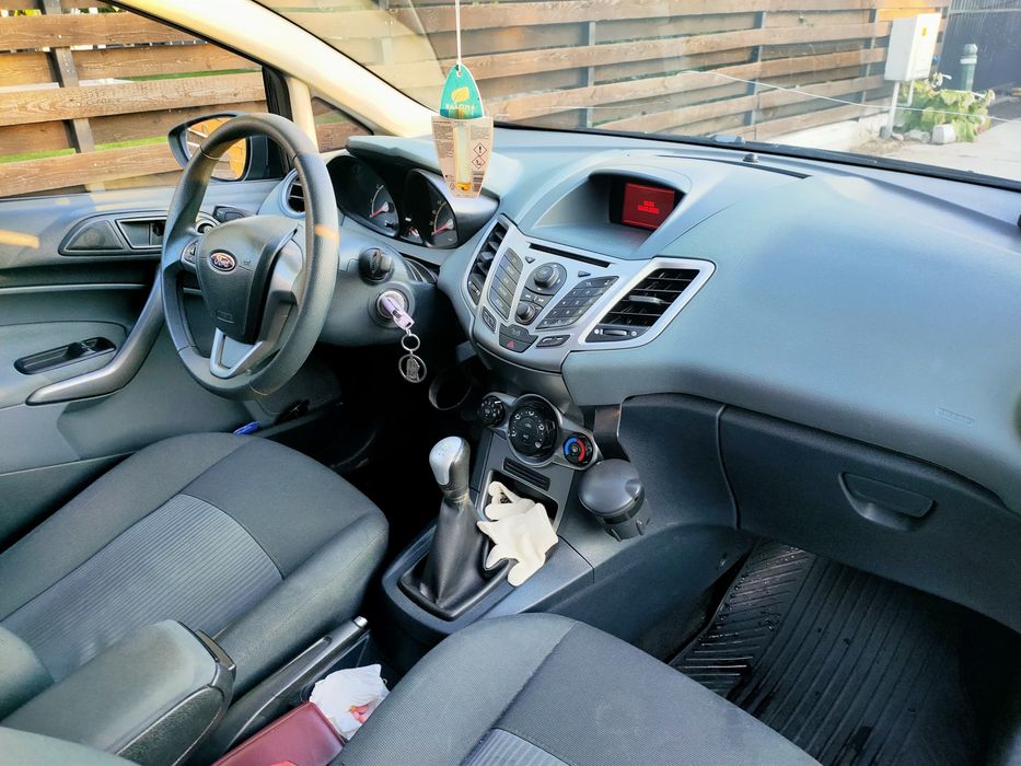 FORD Fiesta 2010 — imagine 5