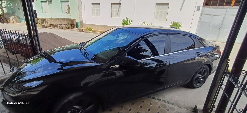 Hyundai Elantra 2021