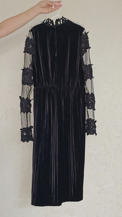 Платья бархат 2000тг