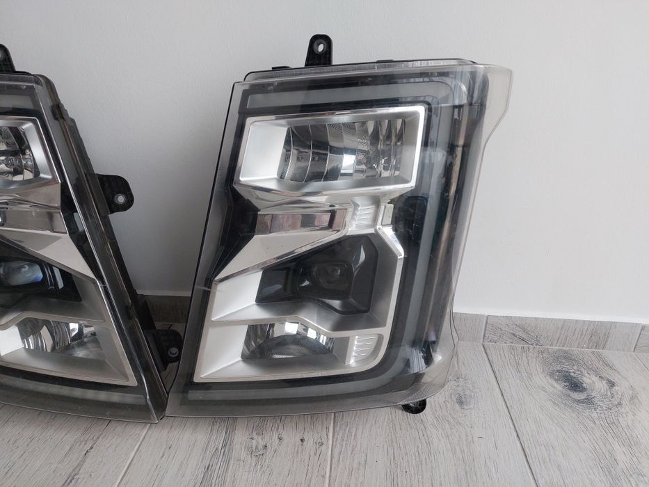 Far faruri stanga dreapta ford f max  led original