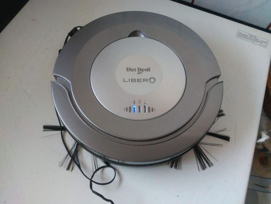 Vand aspiratoare robot