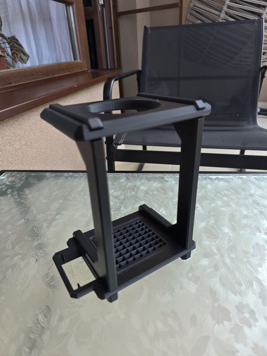 Outin Nano 3D стойка за кафемашина