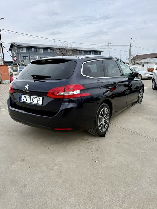 Peugeot 308 Facelift blue lease