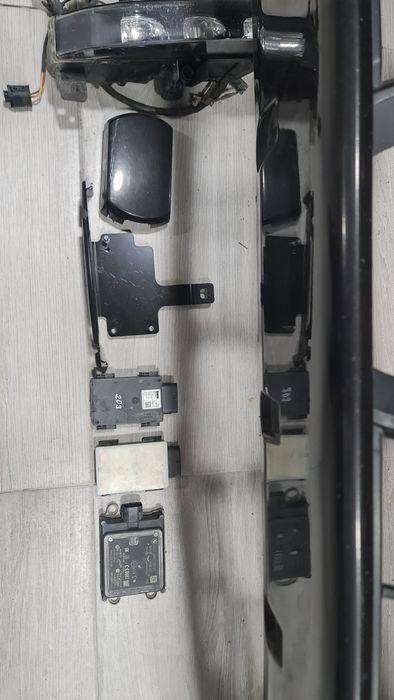 Bara fata completa grile ornament radar distronic cablaj BMW 7 G11 g12