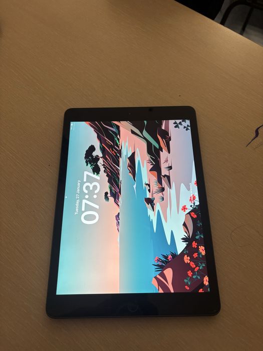 Ipad 8 + apple pencil  10.2 inch 32gb