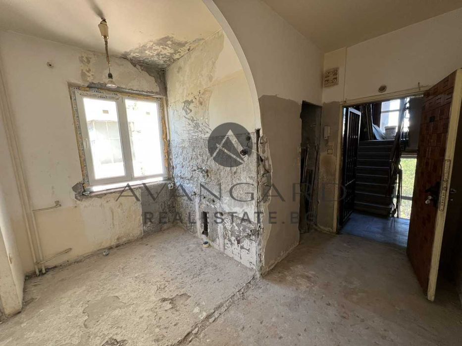 Продава се Едностаен апартамент в Пловдив, Тракия - 36 кв.м за 1695 €/кв.м - Снимка #3