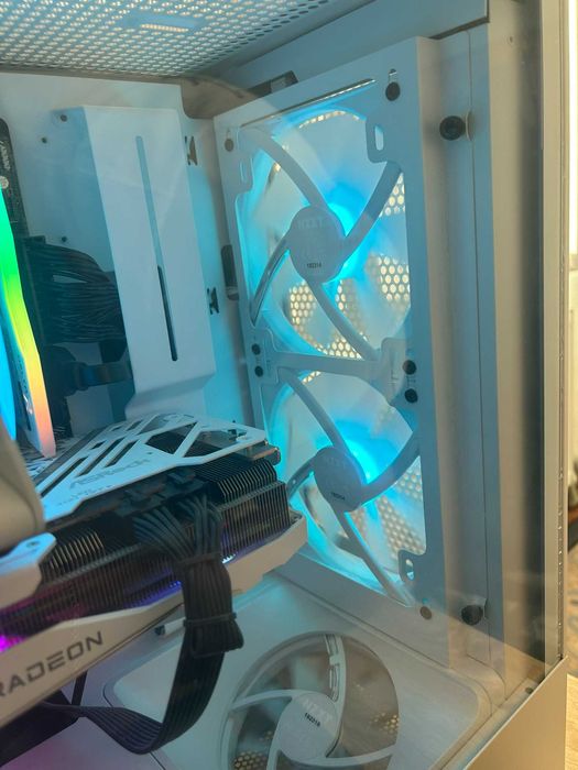 Гейминг PC RX 7800 XT | Ryzen 7 | 32GB RAM | 1TB NVMe | Гаранция