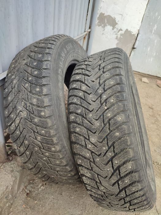 Зимние шины б/у на продажу